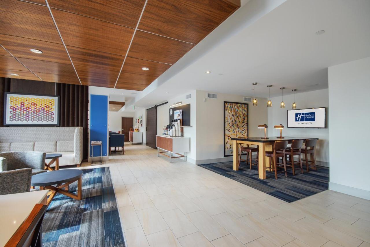 Holiday Inn Express Mira Mesa San Diego By Ihg Eksteriør bilde